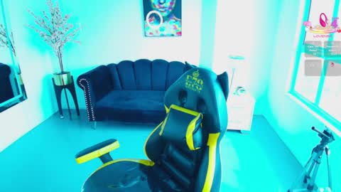 Chloe  online show from 04-10-26, 07:29