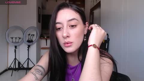 Snapshot of chloe_vahos chatting on 07-14-26, 08:47 Chloe online show from 07-14-26, 08:47
