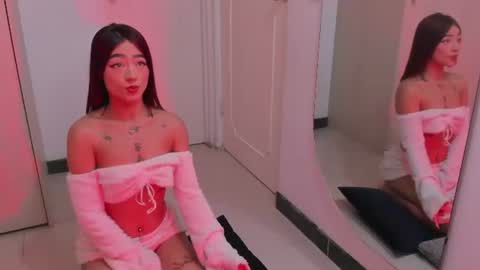 chloe_wilson7 online show from 07-07-26, 11:58