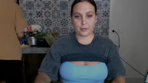 Eva and Sandra online show from 02-21-25, 02:06