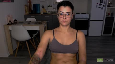 Eva and Sandra online show from 09-16-25, 07:31