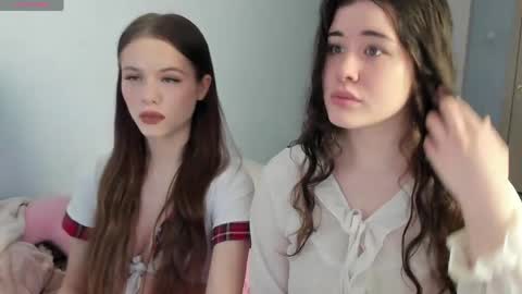 My name is Chloe Like my broadcast pls online show from 05-03-26, 05:13