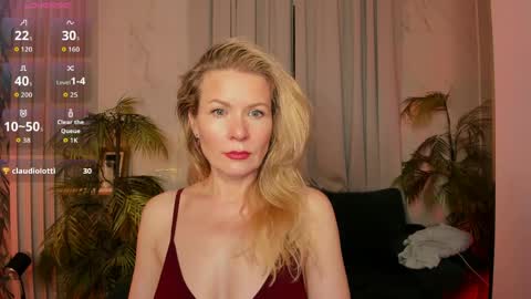 Julia online show from 04-24-26, 01:13