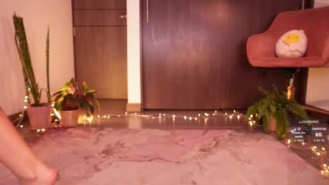 cloe online show from 09-18-25, 07:16