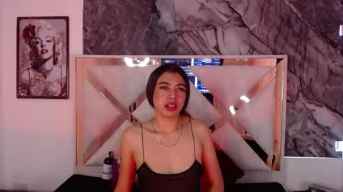 Snapshot of chloechaincs chatting on 11-27-25, 06:10 chloe chain online show from 11-27-25, 06:10