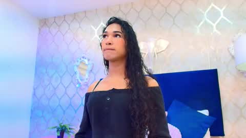 Snapshot of chloee_adams_ chatting on 02-09-26, 12:09 Chloe online show from 02-09-26, 12:09