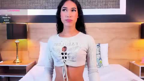 Snapshot of chloee_adams_ chatting on 07-22-26, 07:05 Chloe online show from 07-22-26, 07:05