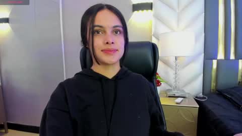  Chloe Harper  online show from 04-11-26, 11:58