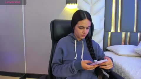 Snapshot of chloeharper_ chatting on 07-09-26, 11:58 Chloe Harper online show from 07-09-26, 11:58