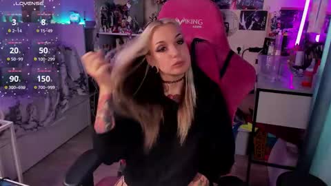 ChloeKohaku online show from 09-23-25, 06:38