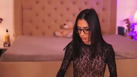 Chlo online show from 03-13-26, 06:53