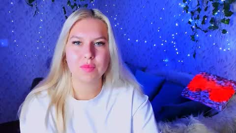 Snapshot of chloericci chatting on 10-09-25, 12:47 ChloeRicci online show from 10-09-25, 12:47