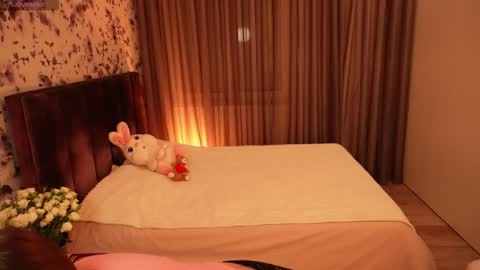 Chloe online show from 02-21-26, 08:21