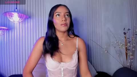 CHLOE  online show from 01-17-25, 09:06