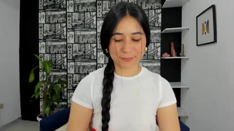 ChloeTurner  online show from 02-19-25, 04:00