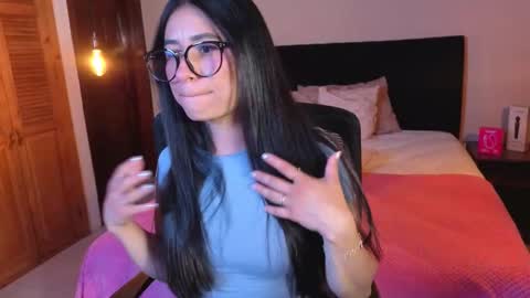 ChloeTurner  online show from 03-24-26, 08:03