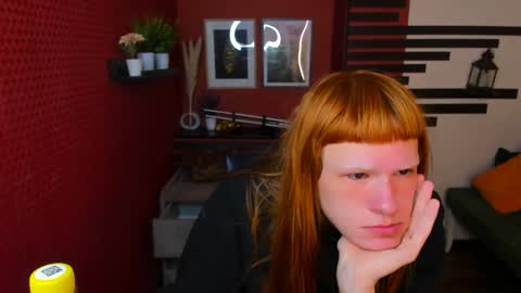 Snapshot of chloevalentinee chatting on 01-06-26, 12:20 Chloe online show from 01-06-26, 12:20