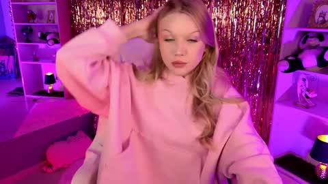 ChloeWight online show from 03-26-26, 11:27