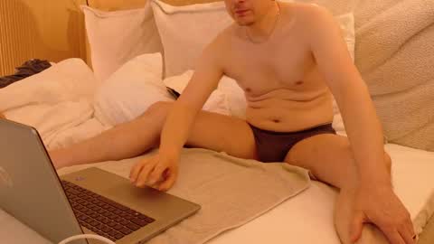 chlover855 online show from 04-21-26, 07:03