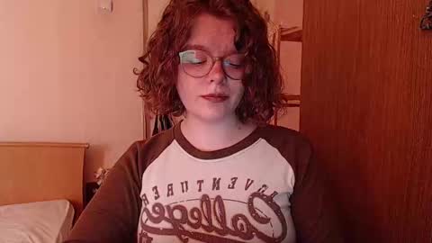 Snapshot of chmiri chatting on 02-19-25, 08:01 chmiri online show from 02-19-25, 08:01