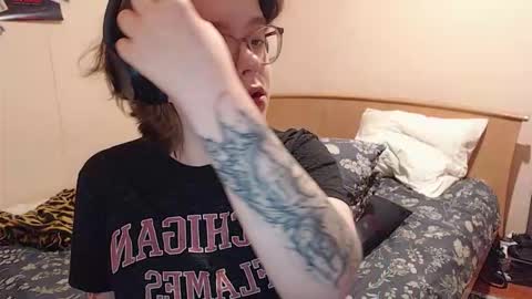 Snapshot of chmiri chatting on 11-29-25, 11:02 chmiri online show from 11-29-25, 11:02