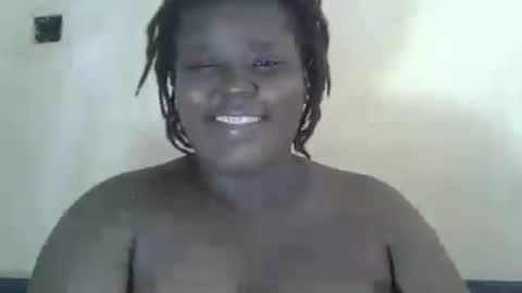 Snapshot of choclate_goddess chatting on 06-15-26, 06:48 Paula online show from 06-15-26, 06:48