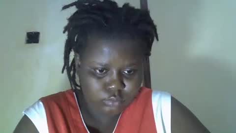 Snapshot of choclate_goddess chatting on 06-17-26, 02:25 Paula online show from 06-17-26, 02:25