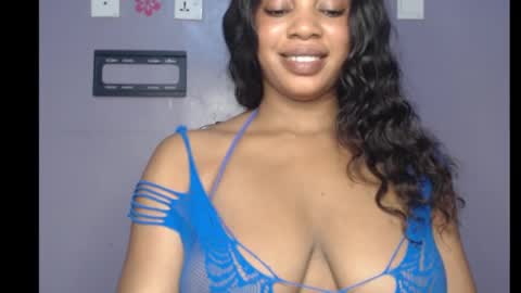 Snapshot of choco_chocox chatting on 03-11-25, 01:45 ESTHER online show from 03-11-25, 01:45