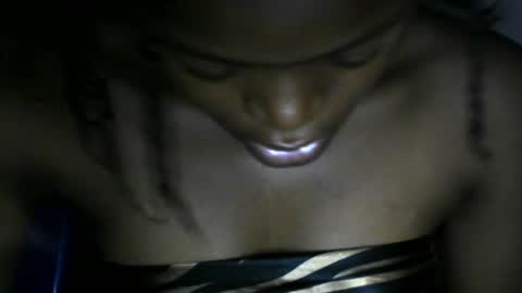 Snapshot of choco_slut7 chatting on 06-26-26, 05:28 HotChocolate online show from 06-26-26, 05:28