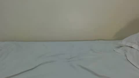 Maddie online show from 09-10-25, 03:28