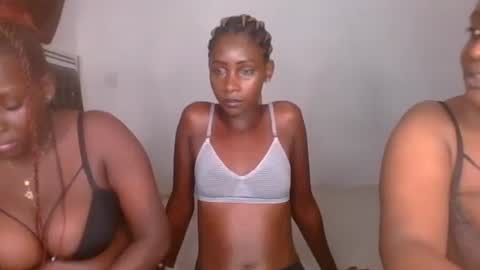 choco_velvett online show from 04-09-26, 09:42