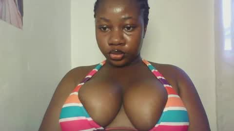 chocolateassgirl61 online show from 02-08-26, 04:21