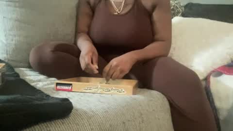 Snapshot of chocolatebaby1121 chatting on 11-02-25, 11:18 chocolatebaby1121 online show from 11-02-25, 11:18