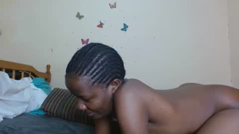 chocolatebony_ online show from 02-03-26, 07:35