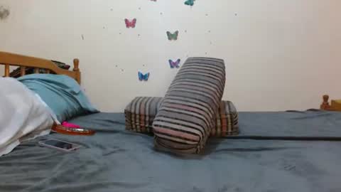 Snapshot of chocolatebony_ chatting on 06-15-26, 01:46 chocolatebony_ online show from 06-15-26, 01:46