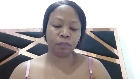 chocolatwoman online show from 04-08-26, 12:38