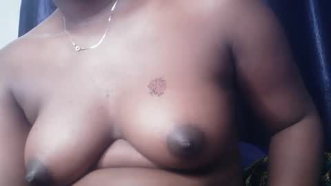 chocoslut22 online show from 12-21-25, 03:57