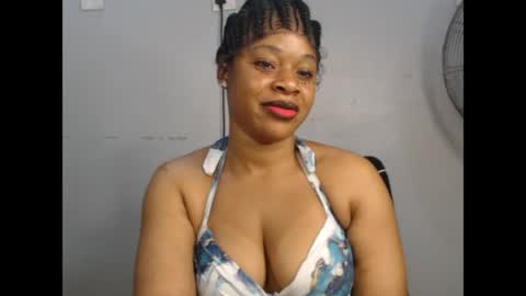 Snapshot of chocox_petitqueen chatting on 07-18-26, 06:39 ethereal online show from 07-18-26, 06:39