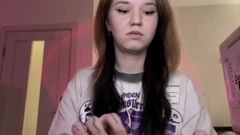 Lissa online show from 04-18-26, 01:48