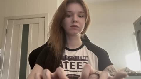 Lissa online show from 06-28-26, 03:34