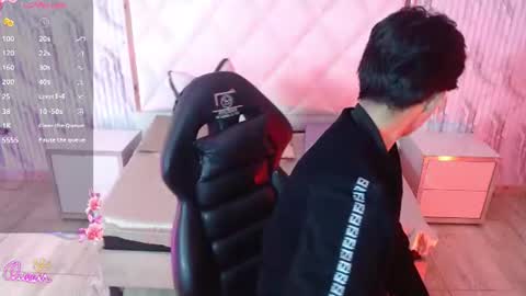 chos_tay online show from 06-17-26, 11:34
