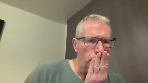 choupipat1 online show from 12-21-25, 10:17