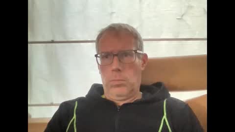 choupipat1 online show from 04-05-26, 02:47