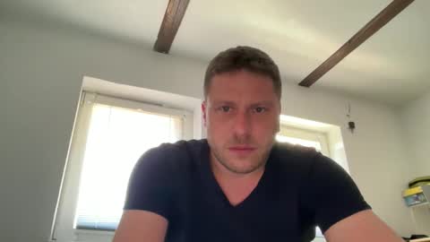 Chris online show from 04-08-26, 08:14