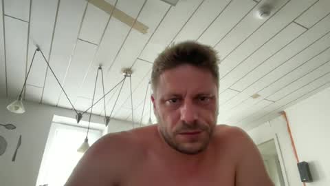 Chris online show from 06-21-26, 02:19