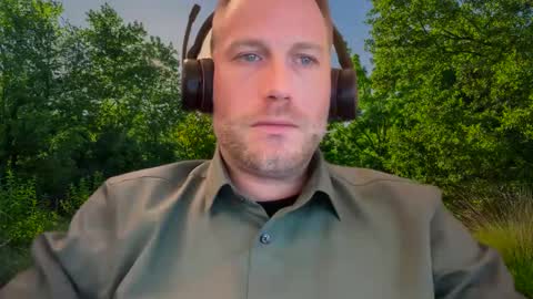 Snapshot of chris2024x chatting on 01-15-25, 03:29 Christian online show from 01-15-25, 03:29