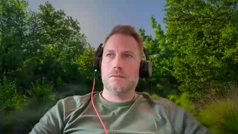 Snapshot of chris2024x chatting on 09-19-25, 11:55 Christian online show from 09-19-25, 11:55