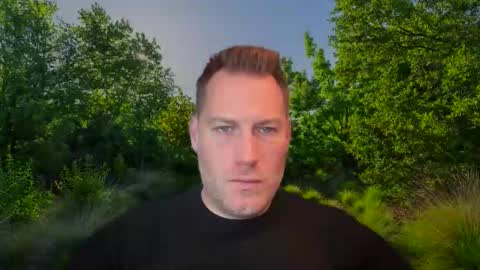 Snapshot of chris2024x chatting on 10-28-25, 10:08 Christian online show from 10-28-25, 10:08