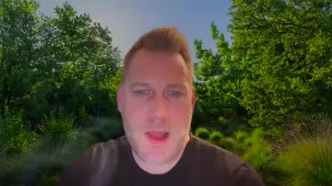 Snapshot of chris2024x chatting on 11-11-25, 07:08 Christian online show from 11-11-25, 07:08