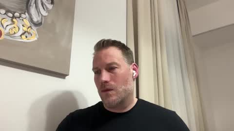 Snapshot of chris2024x chatting on 02-11-26, 09:42 Christian online show from 02-11-26, 09:42